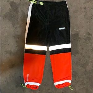 Limited edition sporty pants